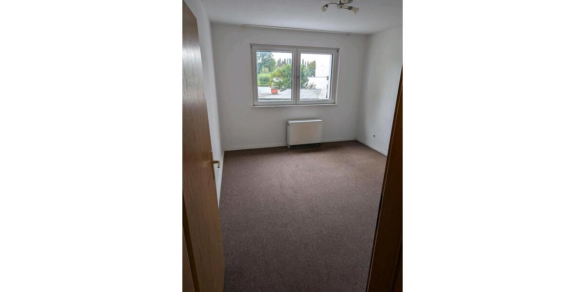 Erdgeschoßwohnung Essen Stadtbezirk V - 2 Zimmer, 42 m&sup2;, 455&euro; | Angebot:25625208