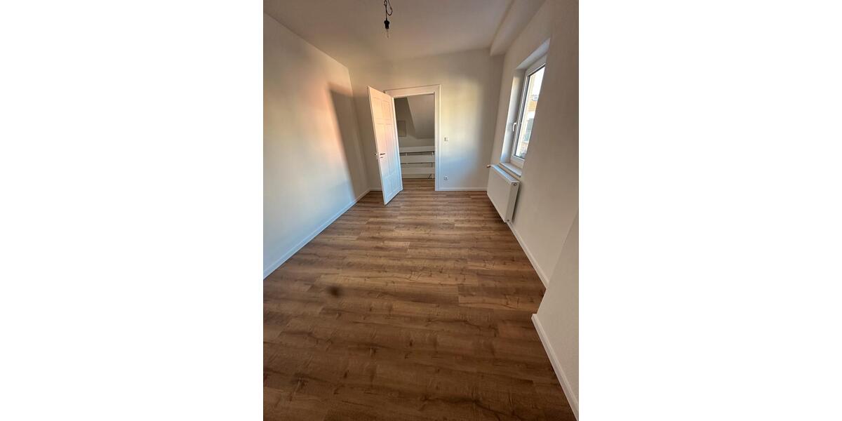 Etagenwohnung Marktoberdorf - 6 Zimmer, 137 m&sup2;, 1.400&euro; | Angebot:25283814