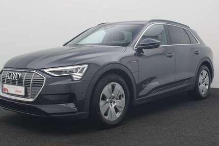 Audi e-tron 31.671 km 81.500 &euro; Karlsruhe 76131