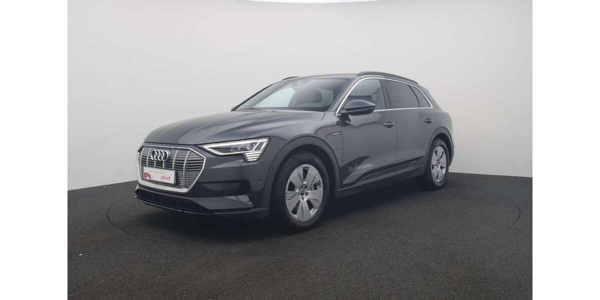 Audi e-tron 31.671 km 81.500 &euro; Karlsruhe 76131