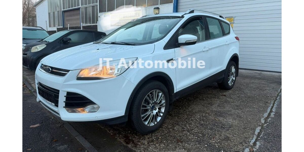 Ford Kuga 85.917 km 10.500 &euro; Rüsselsheim am Main 65428