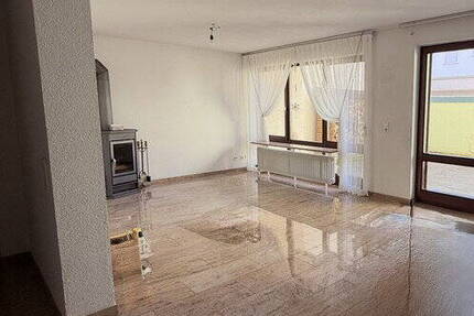 Haus Renningen - 7 Zimmer, 155 m&sup2;, 642.000&euro; | Angebot:26090020