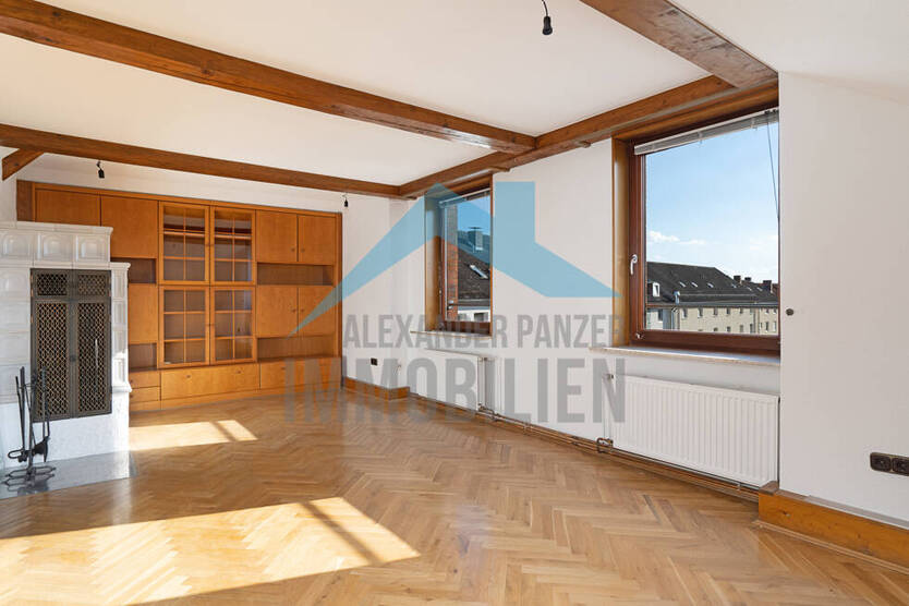 Charmant geschnittene Dachgeschoßwohnung in zentraler Lage von Kassel - Uni sowie Klinikum Nähe!