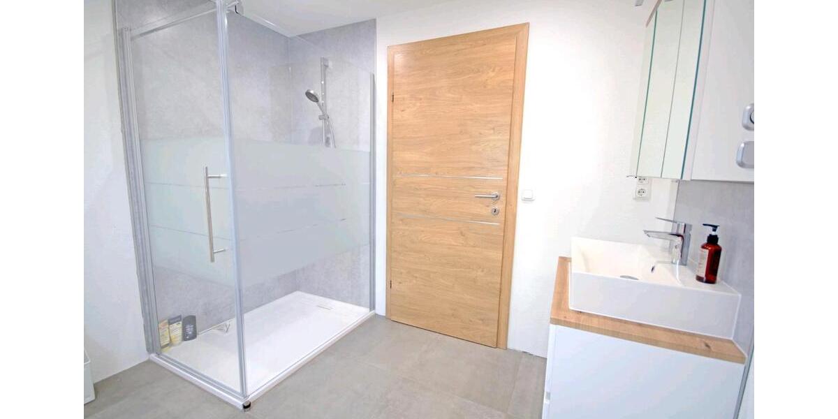 Doppelhaushälfte Simbach am Inn - 7 Zimmer, 160 m&sup2;, 445.000&euro; | Angebot:26840074