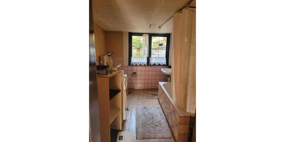 Grundstück mit altem Haus , kein Mietkauf 3 zimmer