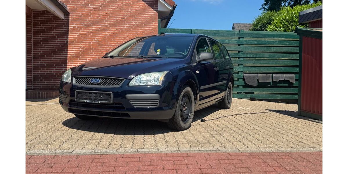 Ford Focus 140.000 km 2.500 &euro; Dingen 25715