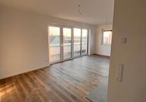 Exklusive Neubau Wohnung mit zwei Zimmern und Balkon