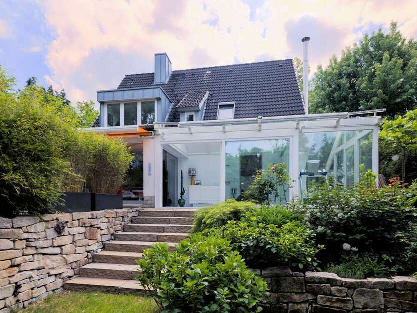 Haus zum Kaufen in Hannover 995.000 € 209 m²
