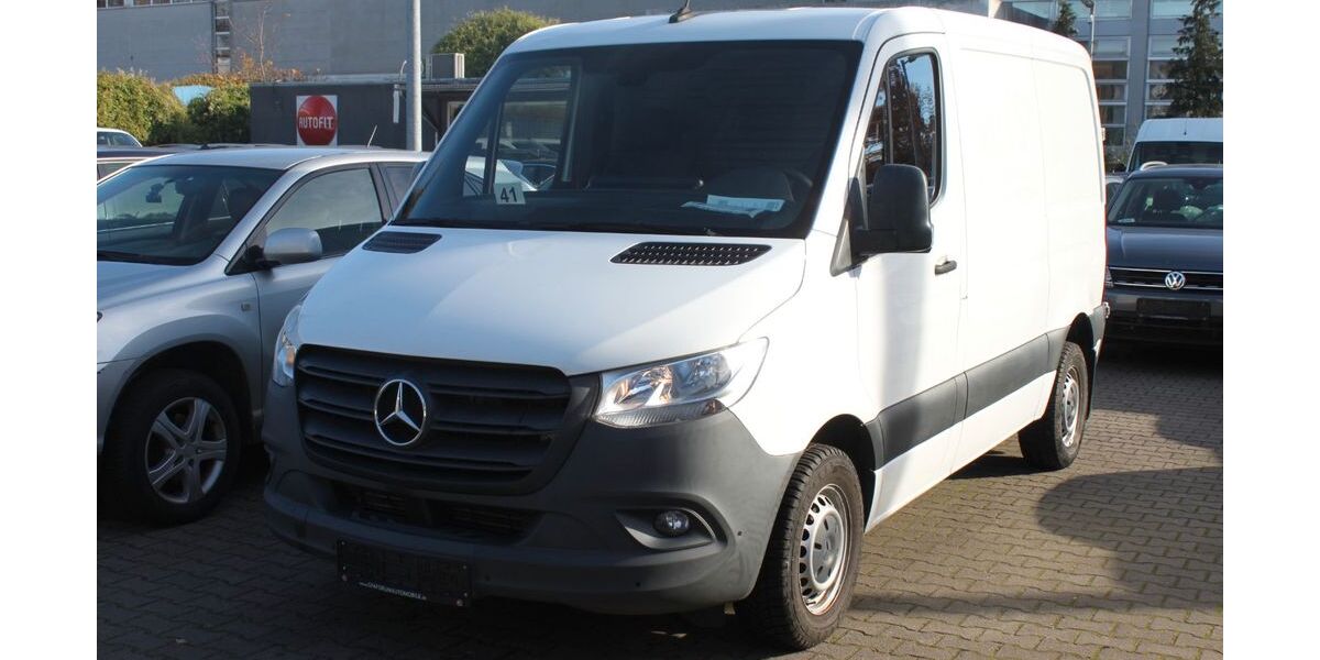 Mercedes-Benz Sprinter 191.000 km 17.900 &euro; Berlin 12057