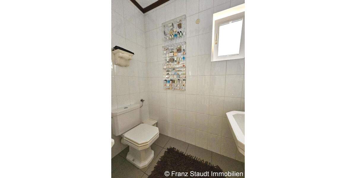 Einfamilienhaus Großostheim - 1 Zimmer, 265 m&sup2;, 1.150.000&euro; | Angebot:24226824