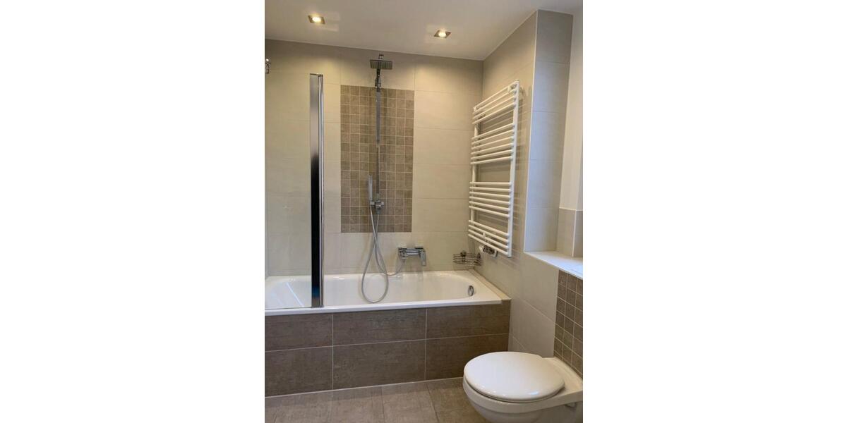 Erstbezug nach Sanierung - Teilmöbliertes REH in Wassernähe 4 zimmer