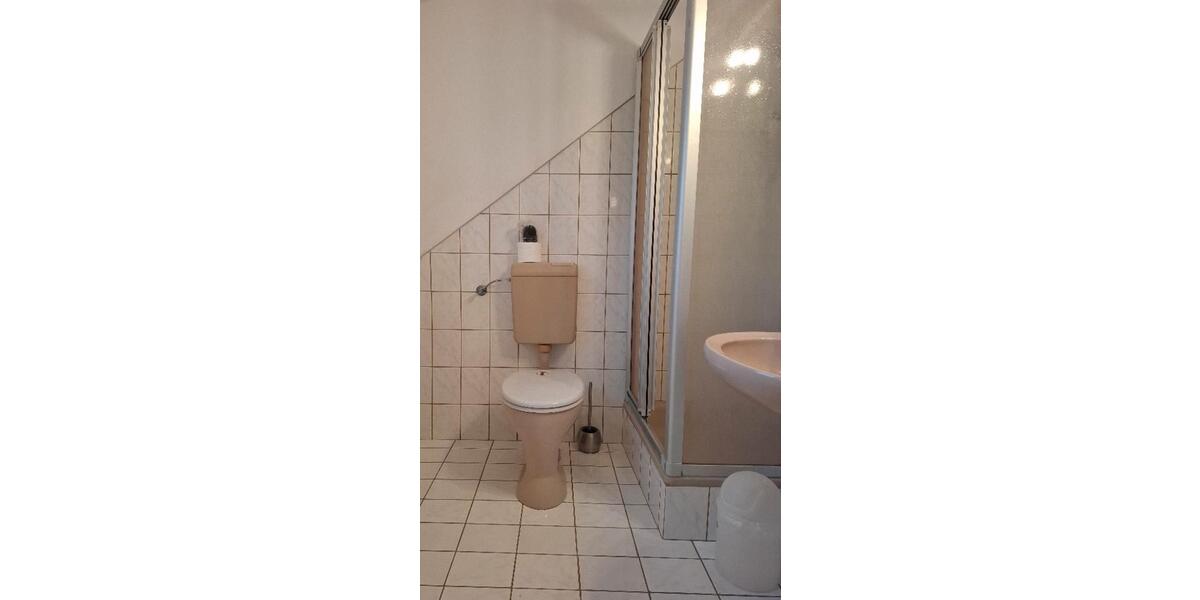 Dachgeschoßwohnung Ruderting - 1 Zimmer, 35 m&sup2;, 485&euro; | Angebot:24831323