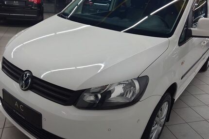 VW Caddy 116.000 km 12.880 &euro; Coswig (Anhalt) 06869