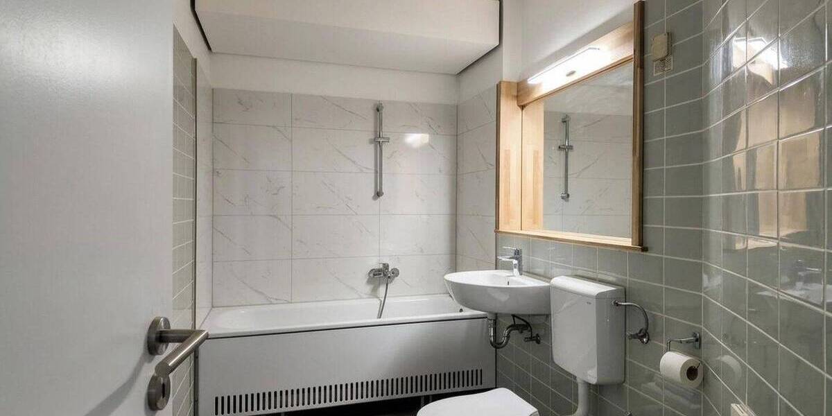 Etagenwohnung Mannheim Oststadt - 2 Zimmer, 67 m&sup2;, 999&euro; | Angebot:26053652