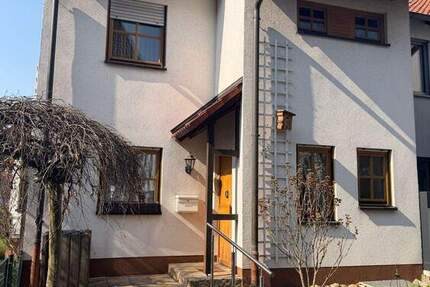 Haus Herzogenaurach Niederndorf - 6 Zimmer, 138 m&sup2;, 628.000&euro; | Angebot:25862799