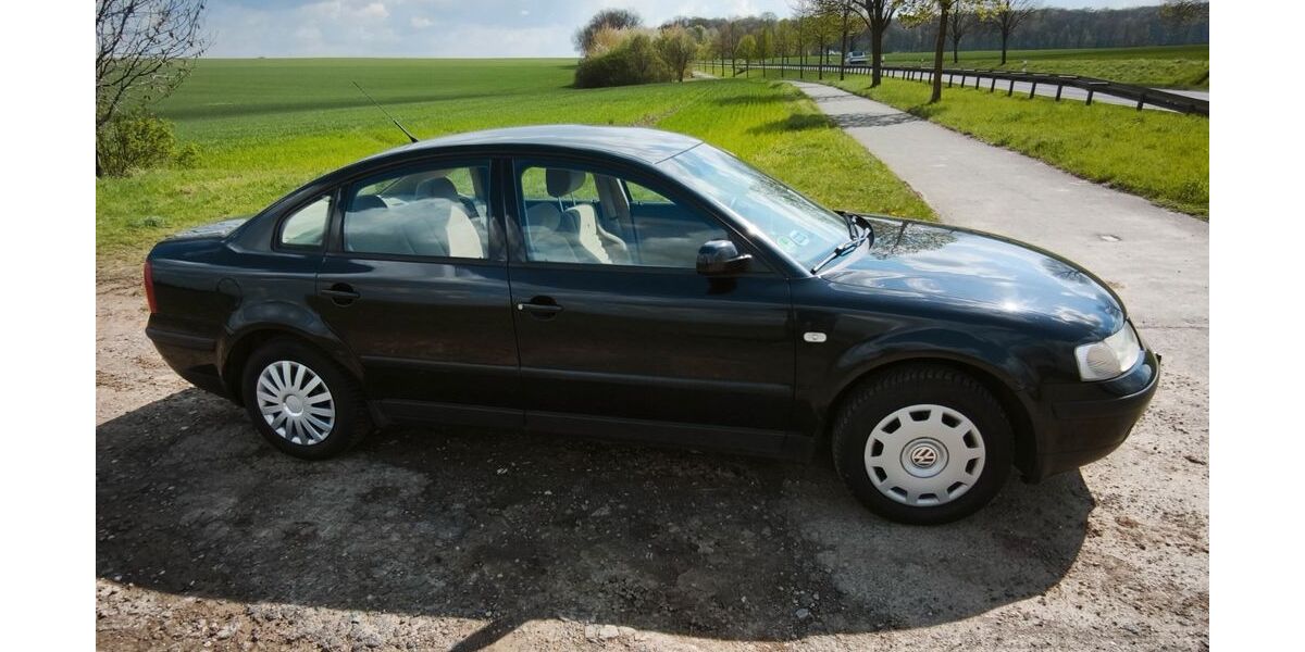 VW Passat 327.000 km 1.500 &euro; Grossobringen 99439