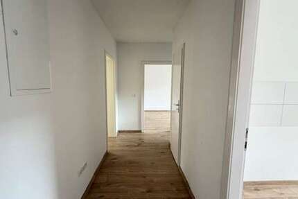 Wohnung Varel - 3 Zimmer, 74 m&sup2;, 599&euro; | Angebot:27201897