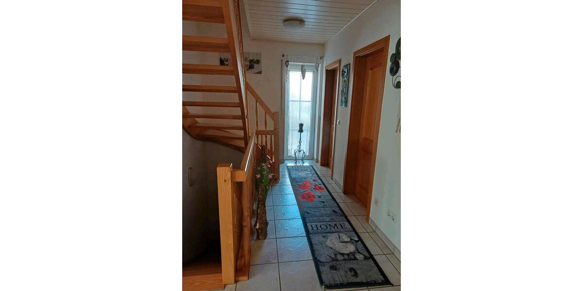 Doppelhaushälfte Lappersdorf - 4 Zimmer, 112 m&sup2;, 1.310&euro; | Angebot:26183422
