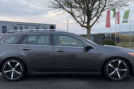 Honda Accord 266.000 km 6.990 &euro; Bad Driburg 33014