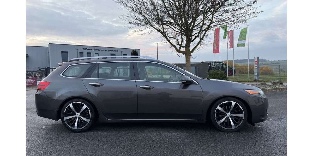 Honda Accord 266.000 km 6.990 &euro; Bad Driburg 33014