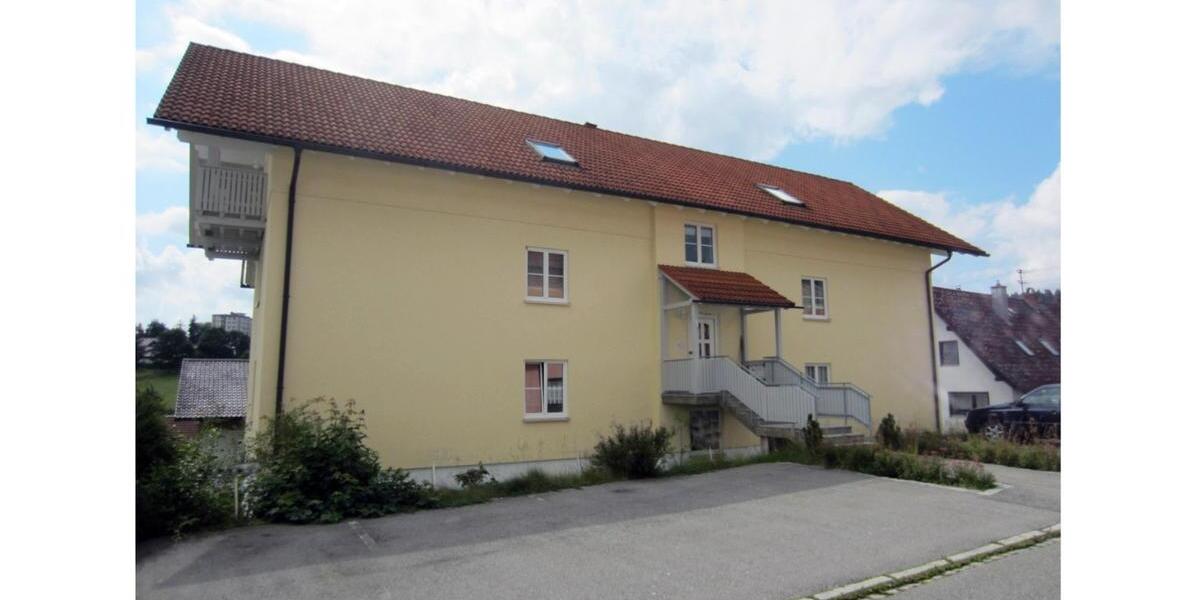 Dachgeschoßwohnung Regen - 2 Zimmer, 68 m&sup2;, 470&euro; | Angebot:25402255