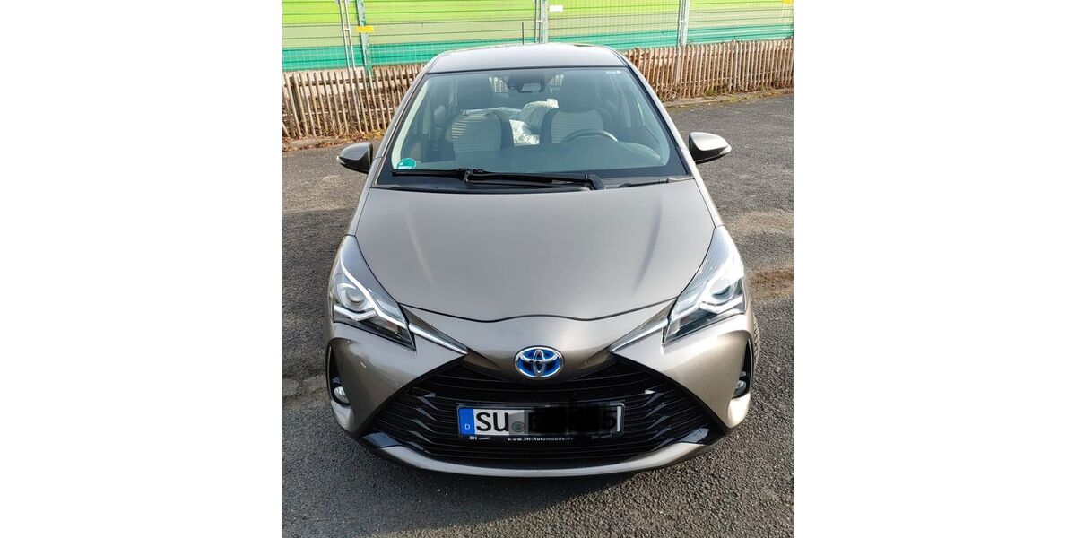 Toyota Yaris 62.800 km 15.700 &euro; Königswinter 53639