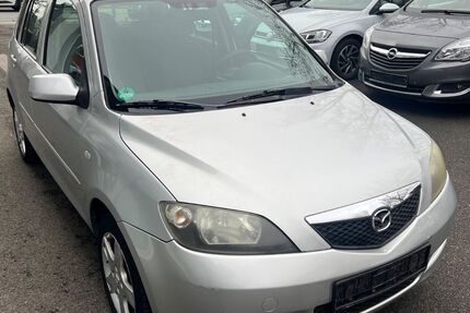 Mazda 2 149.000 km 999 &euro; Recklinghausen 45663