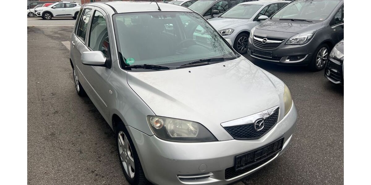 Mazda 2 149.000 km 999 &euro; Recklinghausen 45663