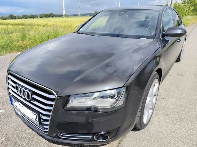 Audi A8 116.500 km 19.900 € Paderborn 33102