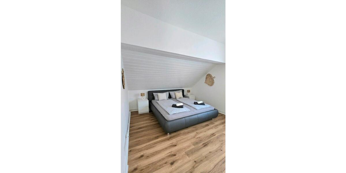 Dachgeschoßwohnung Bremen Hemelingen - 3 Zimmer, 85 m&sup2;, 229.000&euro; | Angebot:27018094