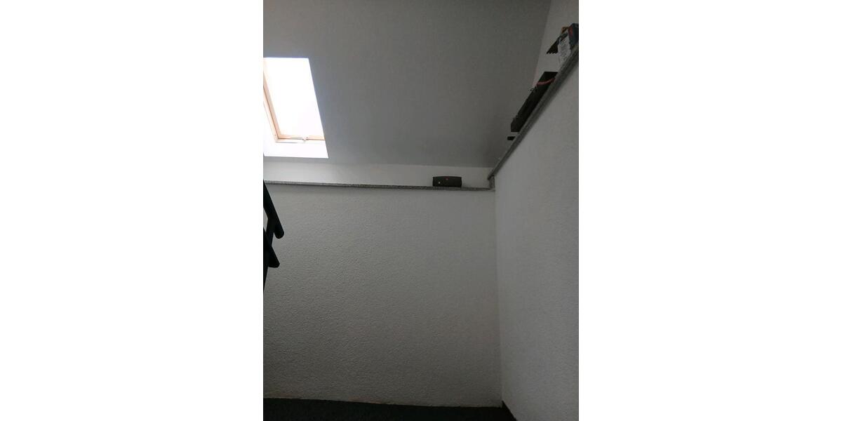 Dachgeschoßwohnung Eggenfelden - 4 Zimmer, 85 m&sup2;, 11&euro; | Angebot:26413715