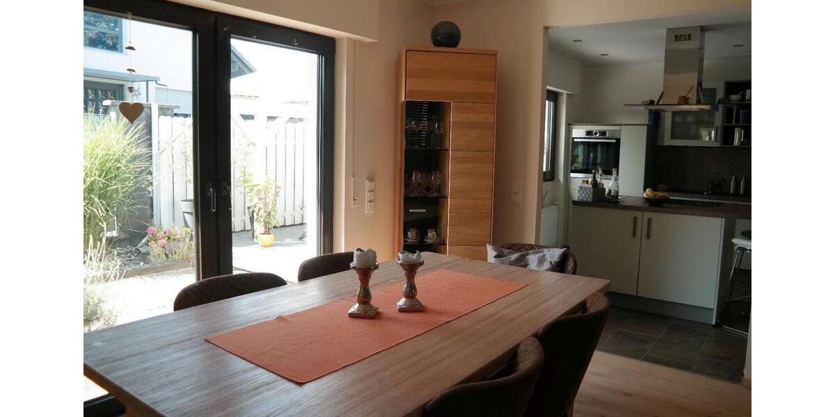 Einfamilienhaus Ruppichteroth - 4.5 Zimmer, 153 m&sup2;, 438.000&euro; | Angebot:26677388
