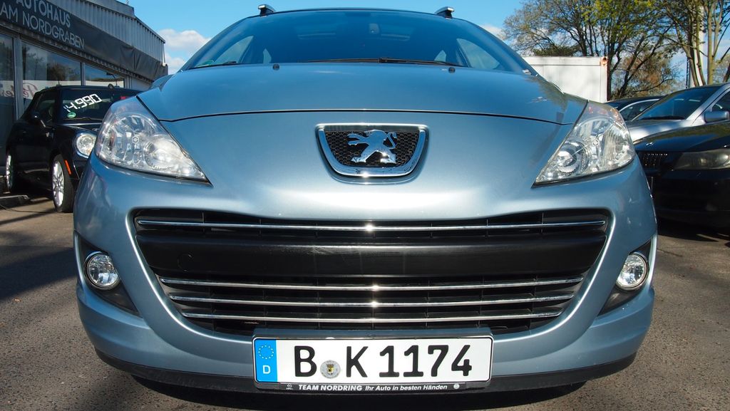 Peugeot 207 85.000 km 4.650 &euro; Berlin 10551
