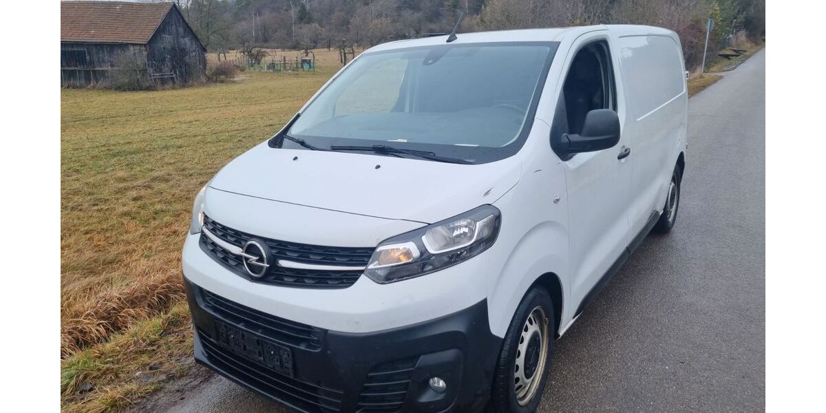Opel Vivaro 111.000 km 8.211 &euro; Magstadt (in der Nähe von Stuttgart) 71106