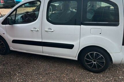 Citroen Berlingo 126.000 km 4.650 &euro; Singhofen 56379