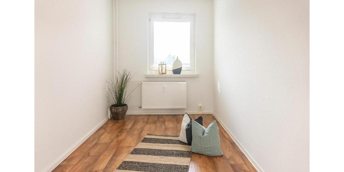 Etagenwohnung Chemnitz Klaffenbach - 4 Zimmer, 90 m&sup2;, 450&euro; | Angebot:26682545