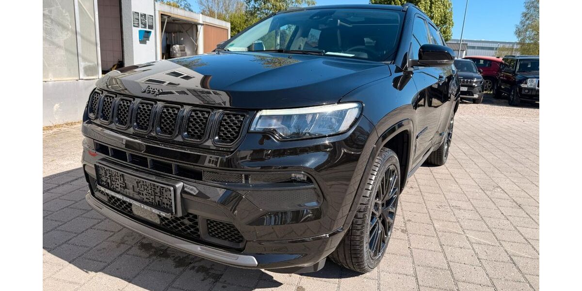 Jeep Compass 29.250 km 33.900 &euro; Schwaig 85445