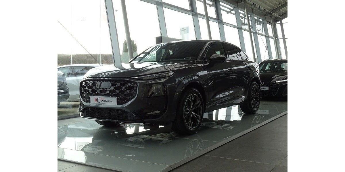 Audi Q3 1.750 km 52.890 &euro; Meißen 01662