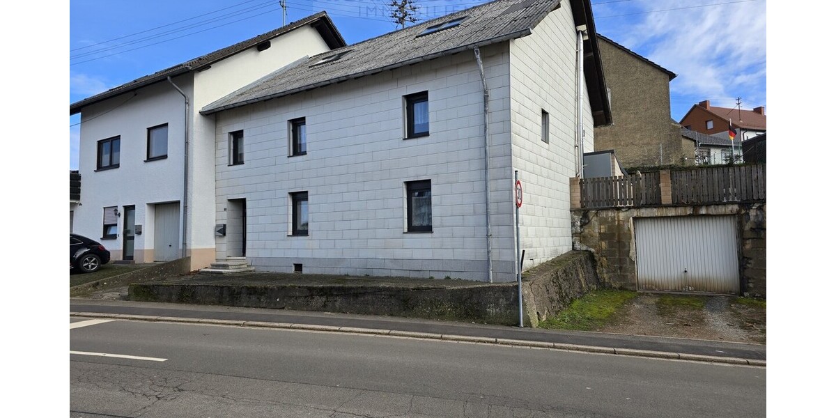 Modernisiertes Einfamilienhaus mit Einliegerwohnung Schmelz zentral - Einfamilienhaus Schmelz | Angebot:27010373