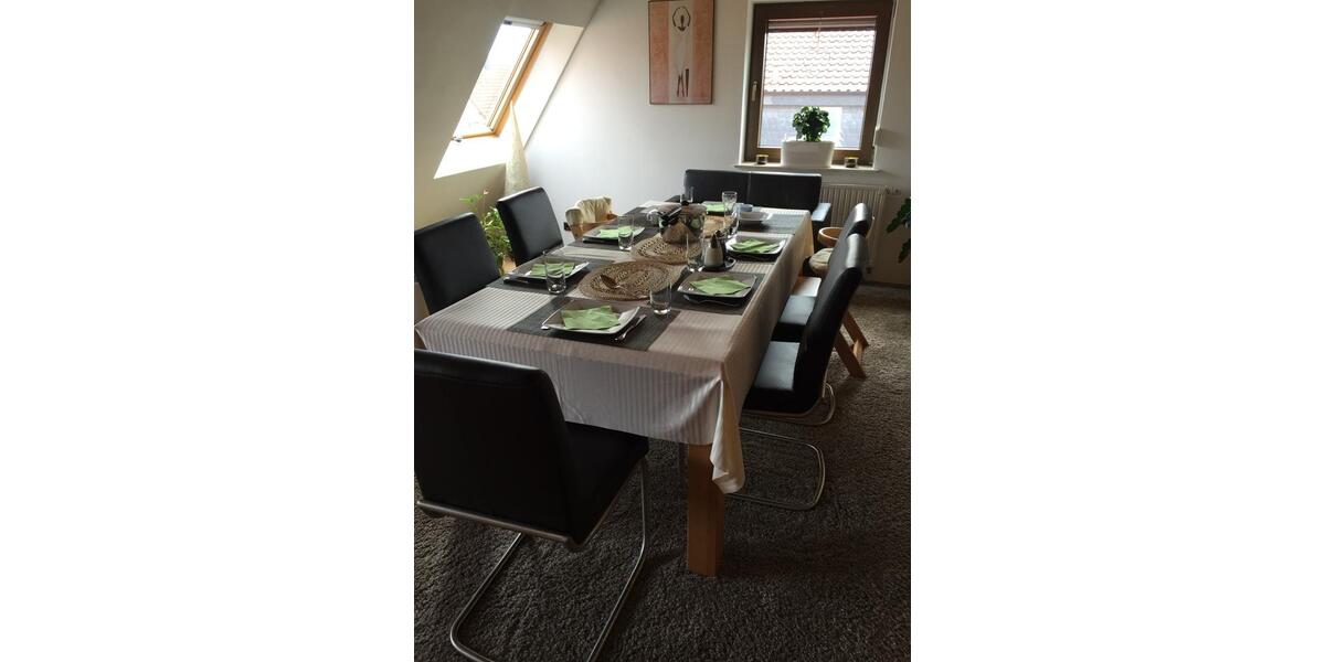 Dachgeschoßwohnung Petersberg - 4 Zimmer, 110 m&sup2;, 1.049&euro; | Angebot:26677541