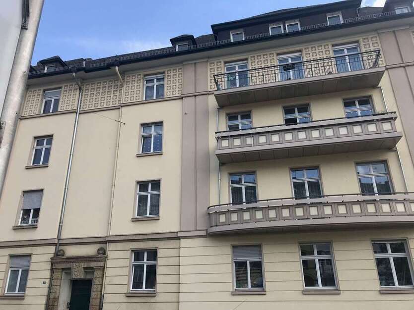 Wohnung zum Mieten in Wiesbaden - Biebrich 1.600 € 140 m²