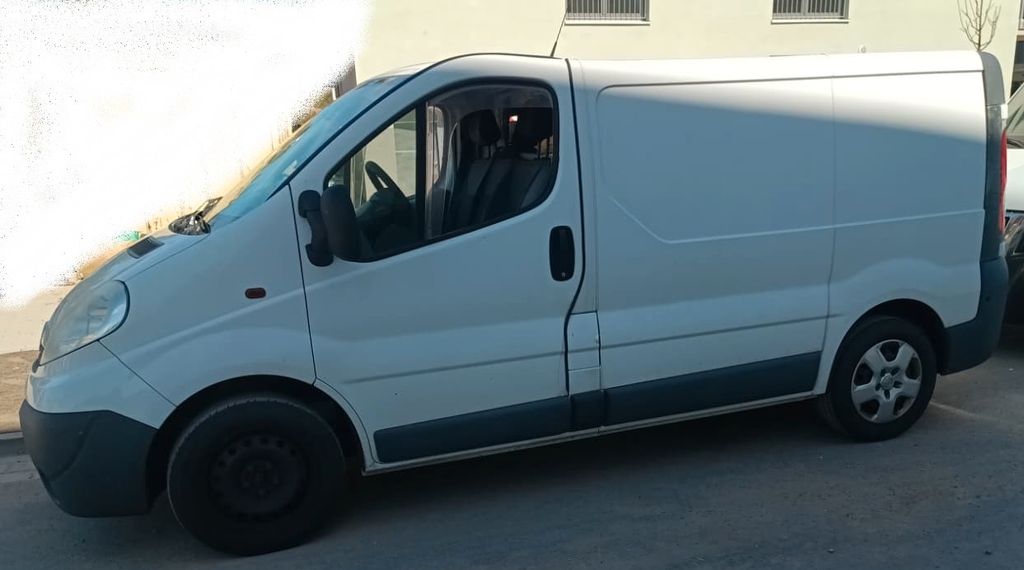 Opel Vivaro 228.000 km 6.500 &euro; Radeberg 01454
