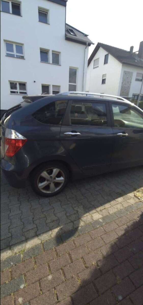 Honda FR-V 315.000 km 1.500 € Nauheim 64569