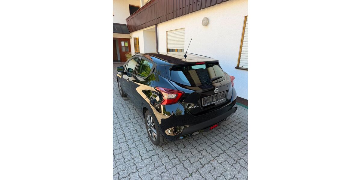Nissan Micra 102.472 km 8.300 &euro; Olching 82140