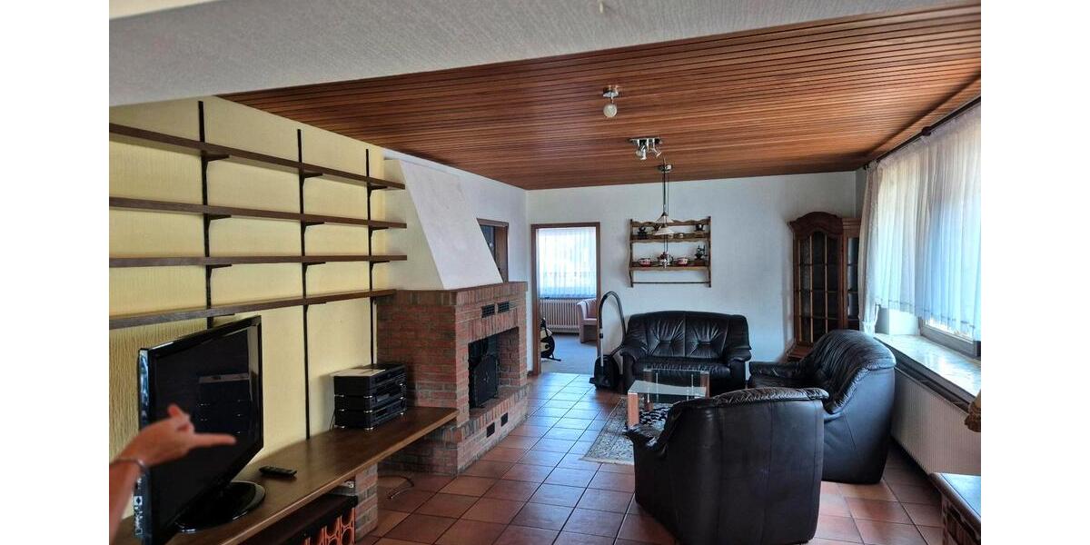 Mehrfamilienhaus, Wohnhaus Delmenhorst Düsternort - 7 Zimmer, 162 m&sup2;, 395.000&euro; | Angebot:27091876