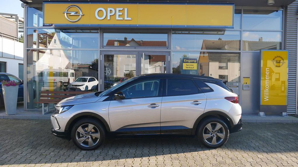 Opel Grandland (X) 9.120 km 28.990 € Schwendi-Schönebürg 88477