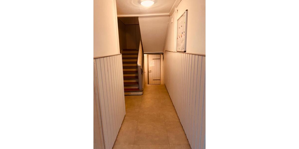 Dachgeschoßwohnung Baden-Baden Baden - 4 Zimmer, 100 m&sup2;, 250.000&euro; | Angebot:25916346