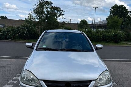 Opel Corsa 175.500 km 1.200 &euro; Wiesbaden 55246