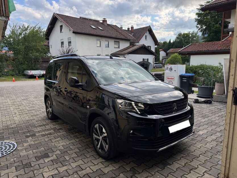 Peugeot e-Rifter 72.600 km 16.300 € Marquartstein 83250
