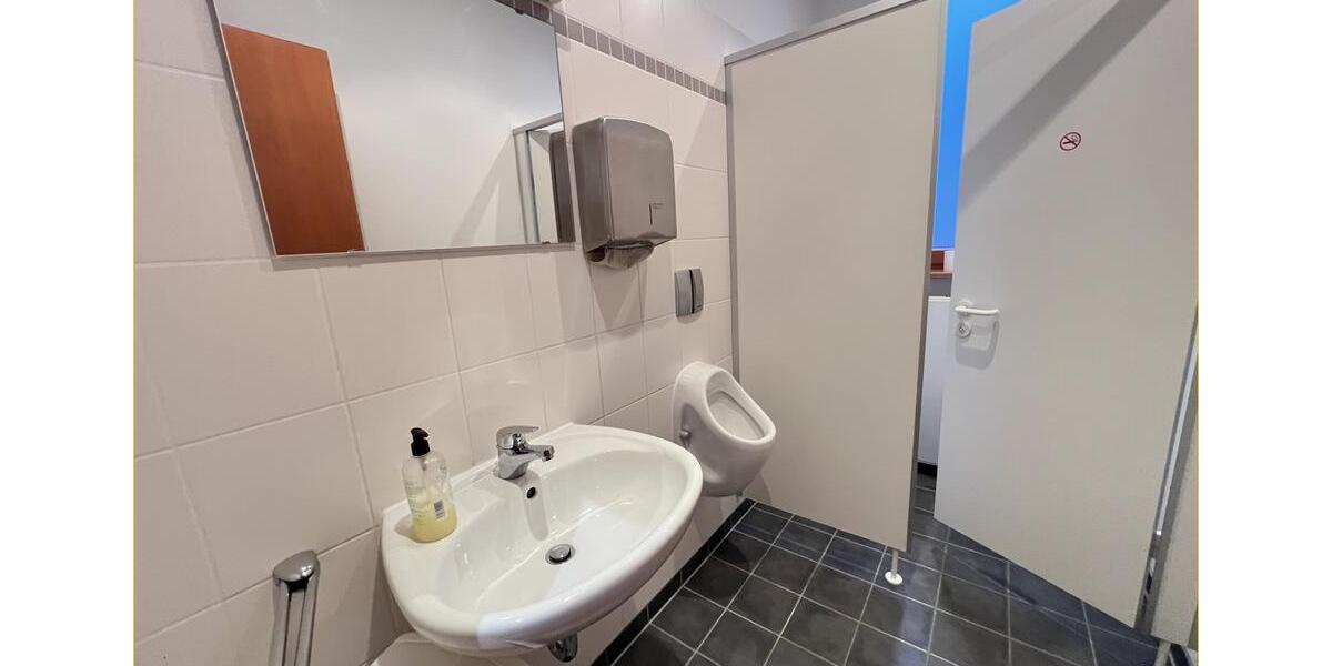 Gewerbeobjekt Hohenbrunn - 2.100&euro; | Angebot:25791466
